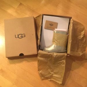 Girl’s UGG boots